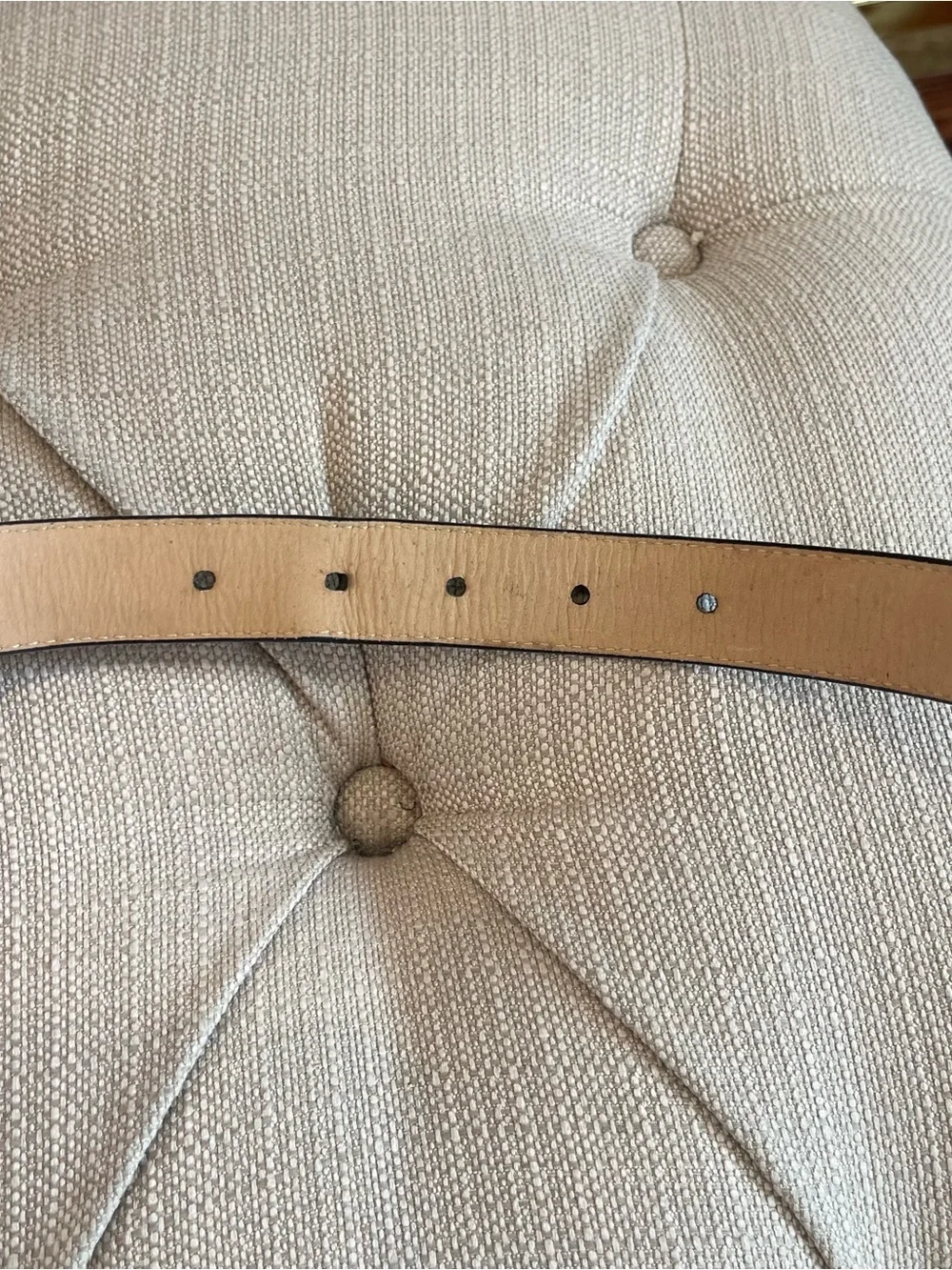Laura Ashley Classic Black Leather Belt w/ Gold Buckle Women’s size Small - Picture 5 of 8